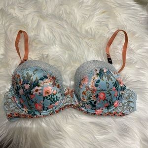 New Victoria secret blue floral lace bra 34c